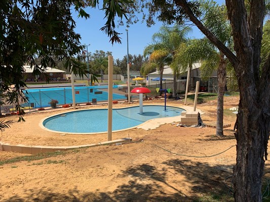 Children's Pool Project - Pool construction 8
